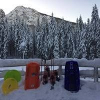 Tramonto sul Monte Penna: il bianco della neve e i colori del crepuscolo